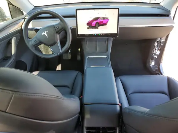 7SAYGDED3SF267853 2025 TESLA MODEL Y - Image 8