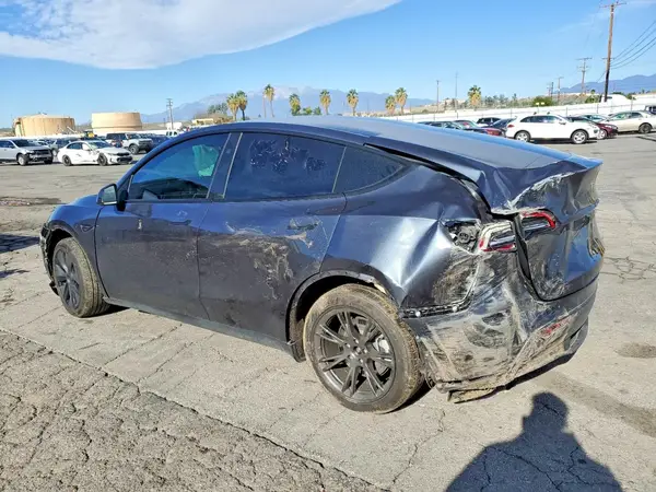 7SAYGDED3SF272311 2025 TESLA MODEL Y - Image 2
