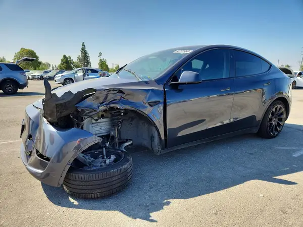 7SAYGDED3SF276598 2025 TESLA MODEL Y - Image 1