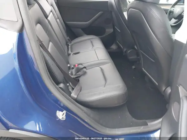 7SAYGDED3SF277217 2025 TESLA MODEL Y - Image 8