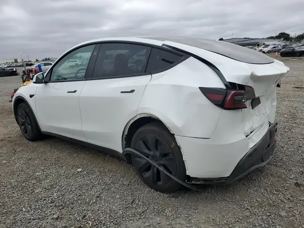 7SAYGDED3SF277542 2025 TESLA MODEL Y - Image 2