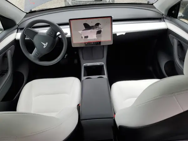 7SAYGDED3SF280036 2025 TESLA MODEL Y - Image 8