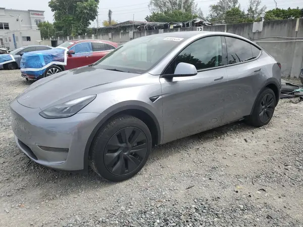 7SAYGDED3SF281798 2025 TESLA MODEL Y - Image 1