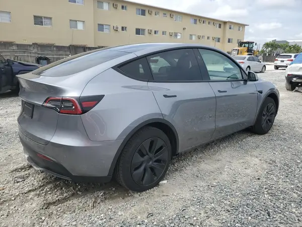 2025 TESLA MODEL Y COPART lot 52300475 auction photo 3