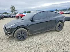 7SAYGDED3SF306070 2025 TESLA MODEL Y