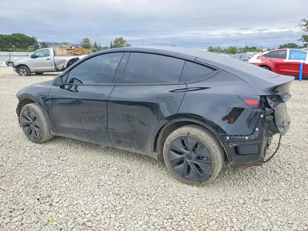 7SAYGDED3SF306070 2025 TESLA MODEL Y - Image 2