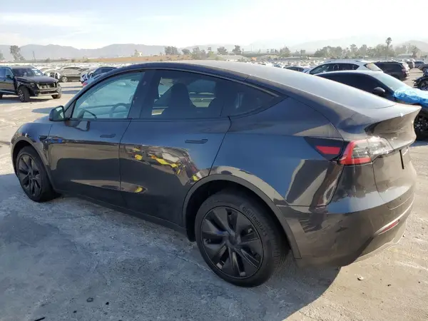 7SAYGDED3SF314489 2025 TESLA MODEL Y - Image 2
