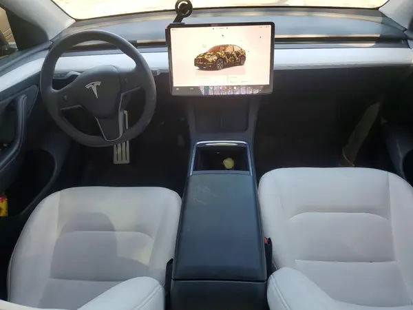7SAYGDED3SF316937 2025 TESLA MODEL Y - Image 8