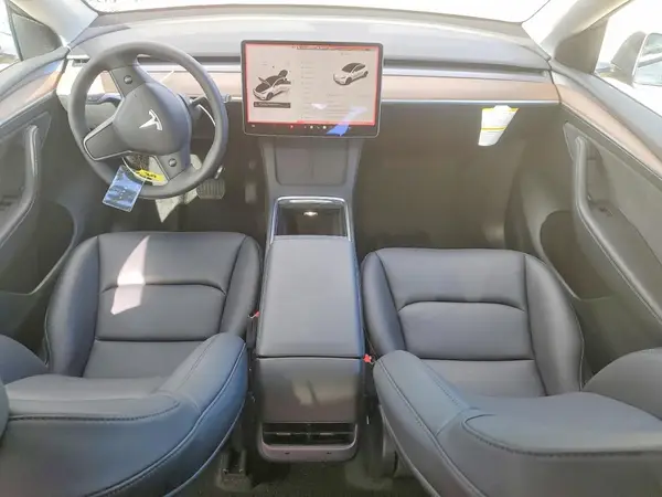 7SAYGDED3SF320373 2025 TESLA MODEL Y - Image 8