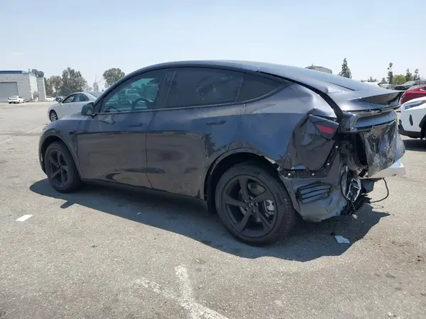 7SAYGDED3TA425056 2026 TESLA MODEL Y - Image 2