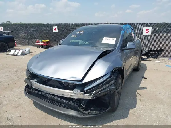 7SAYGDED3TA428278 2026 TESLA MODEL Y - Image 2