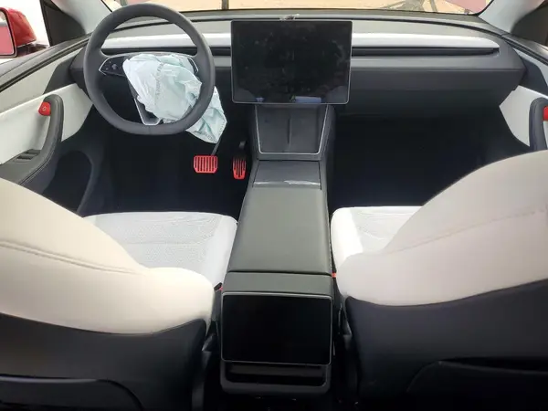 7SAYGDED3TA446974 2026 TESLA MODEL Y - Image 8