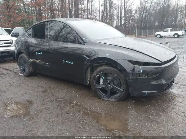 7SAYGDED3TA459188 2026 TESLA MODEL Y - Image 1
