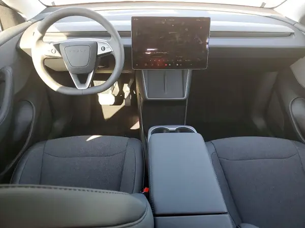 7SAYGDED3TA590847 2026 TESLA MODEL Y - Image 8