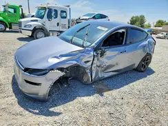 7SAYGDED3TF375908 2026 TESLA MODEL Y