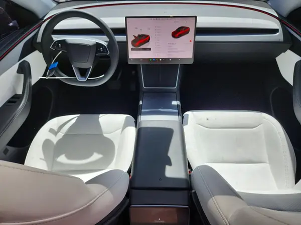 7SAYGDED3TF436738 2026 TESLA MODEL Y - Image 8