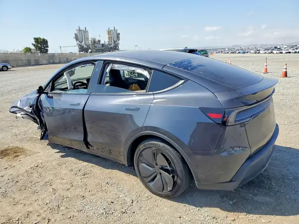 7SAYGDED3TF446959 2026 TESLA MODEL Y - Image 2