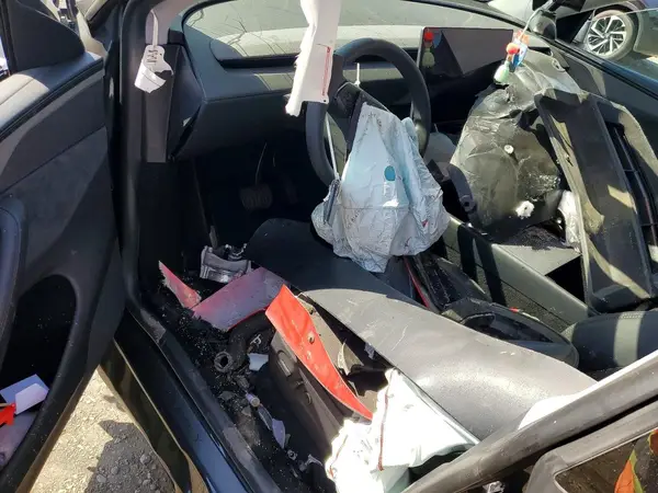 7SAYGDED3TF446959 2026 TESLA MODEL Y - Image 8