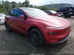 7SAYGDED3TF704901 2026 TESLA MODEL Y