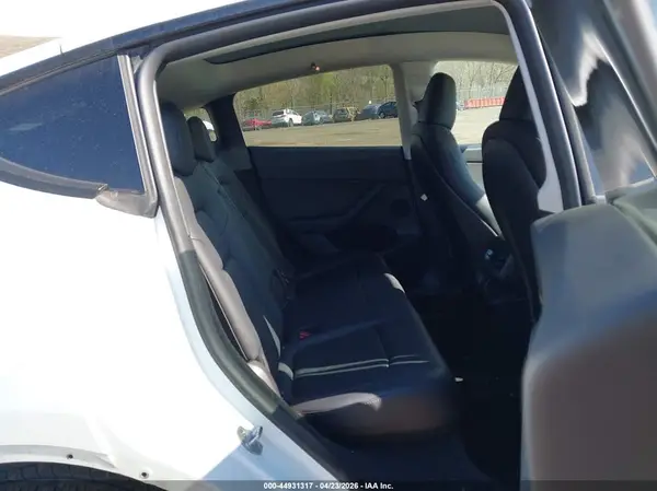 7SAYGDED4PF923078 2023 TESLA MODEL Y - Image 8
