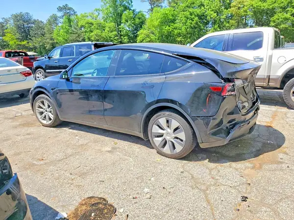 7SAYGDED4PF939846 2023 TESLA MODEL Y - Image 2