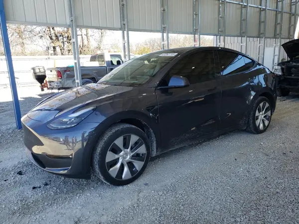 7SAYGDED4PF960650 2023 TESLA MODEL Y - Image 1