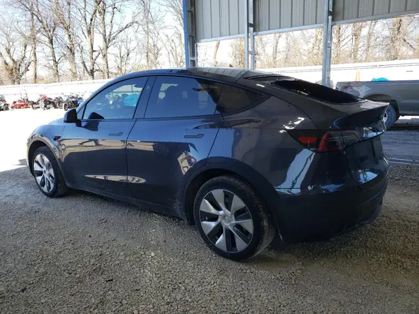 7SAYGDED4PF960650 2023 TESLA MODEL Y - Image 2
