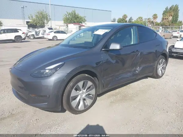 7SAYGDED4PF966724 2023 TESLA MODEL Y - Image 2