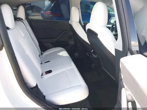 7SAYGDED4PF976735 2023 TESLA MODEL Y - Image 8
