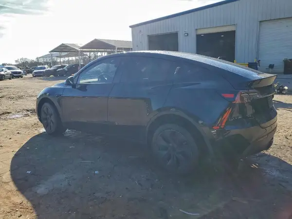 7SAYGDED4RA306120 2024 TESLA MODEL Y - Image 2