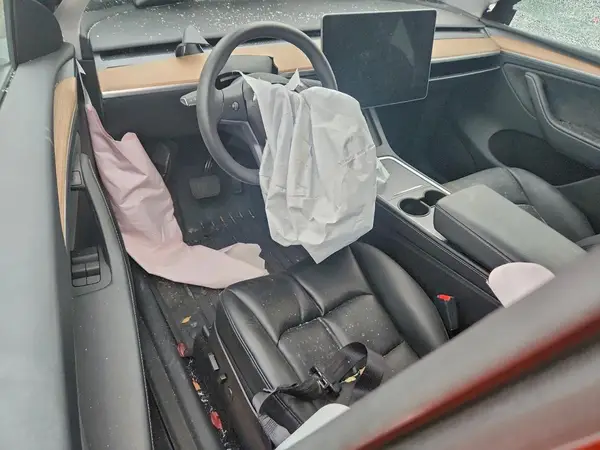 7SAYGDED4RA334046 2024 TESLA MODEL Y - Image 8