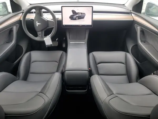 7SAYGDED4RF017614 2024 TESLA MODEL Y - Image 8