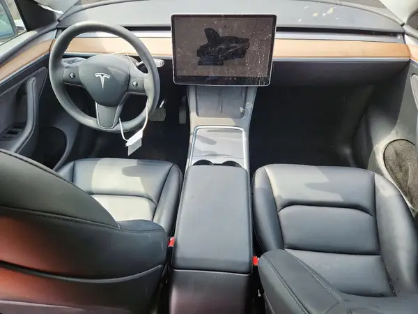 7SAYGDED4RF027866 2024 TESLA MODEL Y - Image 8