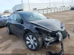 7SAYGDED4RF042898 2024 TESLA MODEL Y