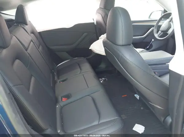 7SAYGDED4RF044747 2024 TESLA MODEL Y - Image 8