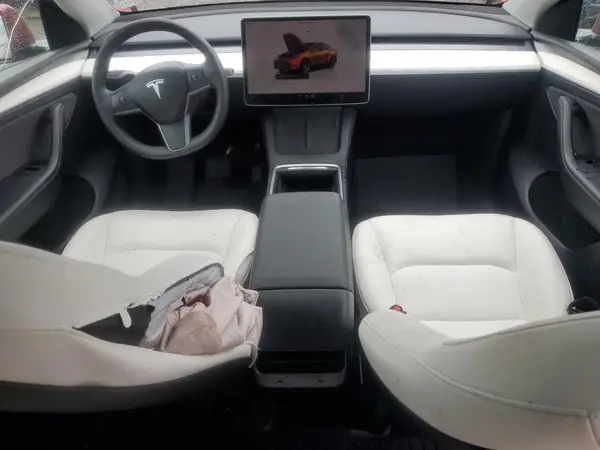 7SAYGDED4RF045929 2024 TESLA MODEL Y - Image 8