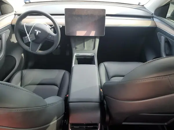 7SAYGDED4RF073603 2024 TESLA MODEL Y - Image 8