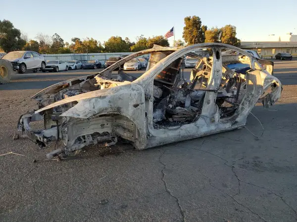 7SAYGDED4RF073634 2024 TESLA MODEL Y - Image 1