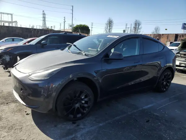 7SAYGDED4RF089588 2024 TESLA MODEL Y - Image 1