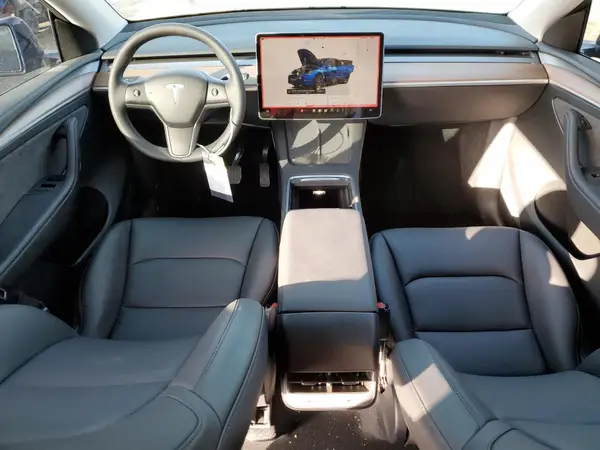 7SAYGDED4RF117874 2024 TESLA MODEL Y - Image 8