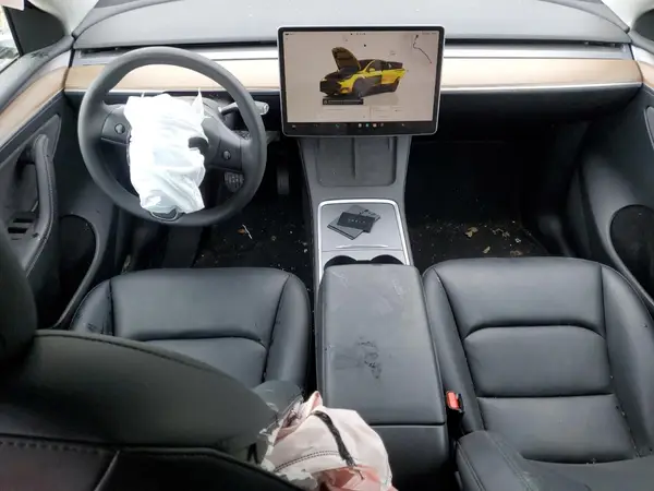 7SAYGDED4RF122556 2024 TESLA MODEL Y - Image 8