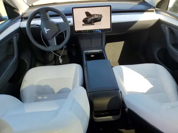 7SAYGDED4RF123853 2024 TESLA MODEL Y - Image 8