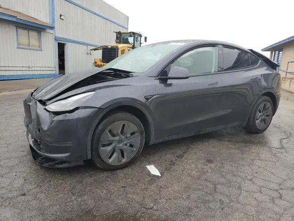 7SAYGDED4RF125330 2024 TESLA MODEL Y - Image 1