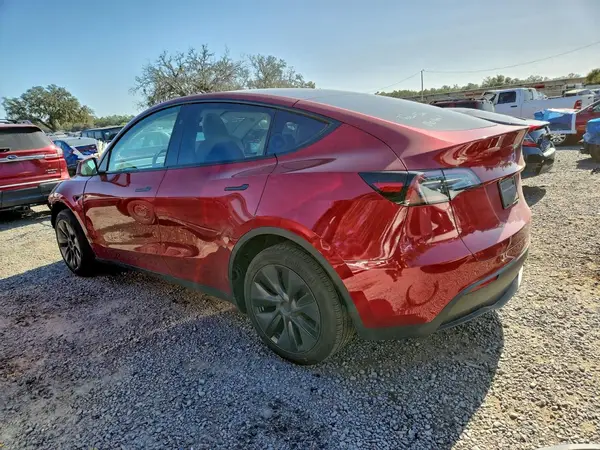 7SAYGDED4RF152267 2024 TESLA MODEL Y - Image 2
