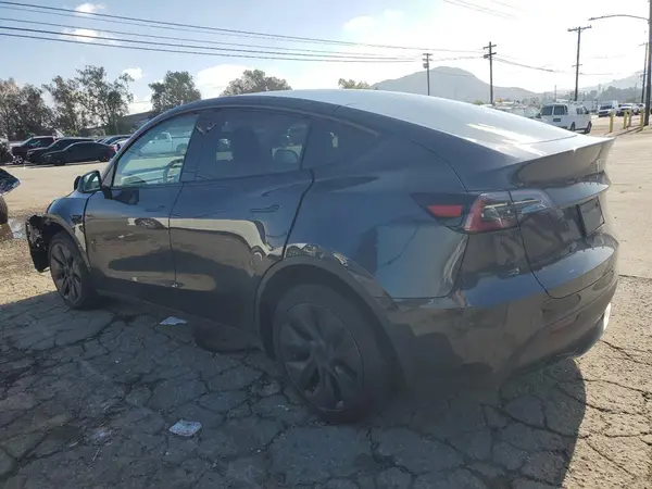 7SAYGDED4RF184443 2024 TESLA MODEL Y - Image 2