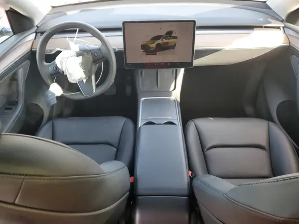 7SAYGDED4RF184698 2024 TESLA MODEL Y - Image 8