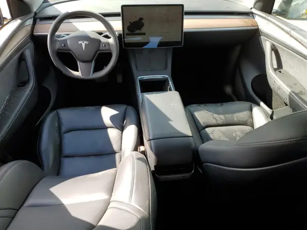 7SAYGDED4RF193398 2024 TESLA MODEL Y - Image 8