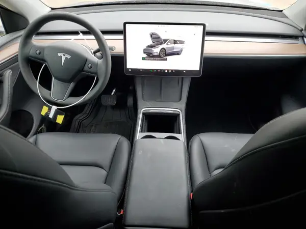 7SAYGDED4RF196639 2024 TESLA MODEL Y - Image 8