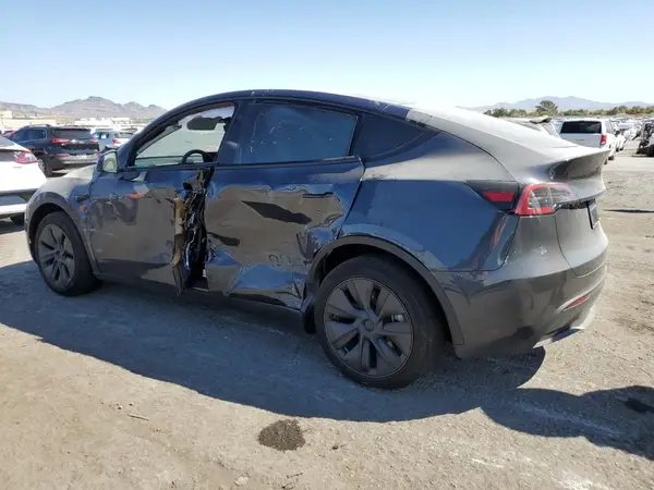7SAYGDED4RF200527 2024 TESLA MODEL Y - Image 2