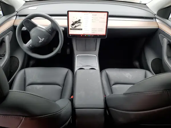 7SAYGDED4RF213648 2024 TESLA MODEL Y - Image 8